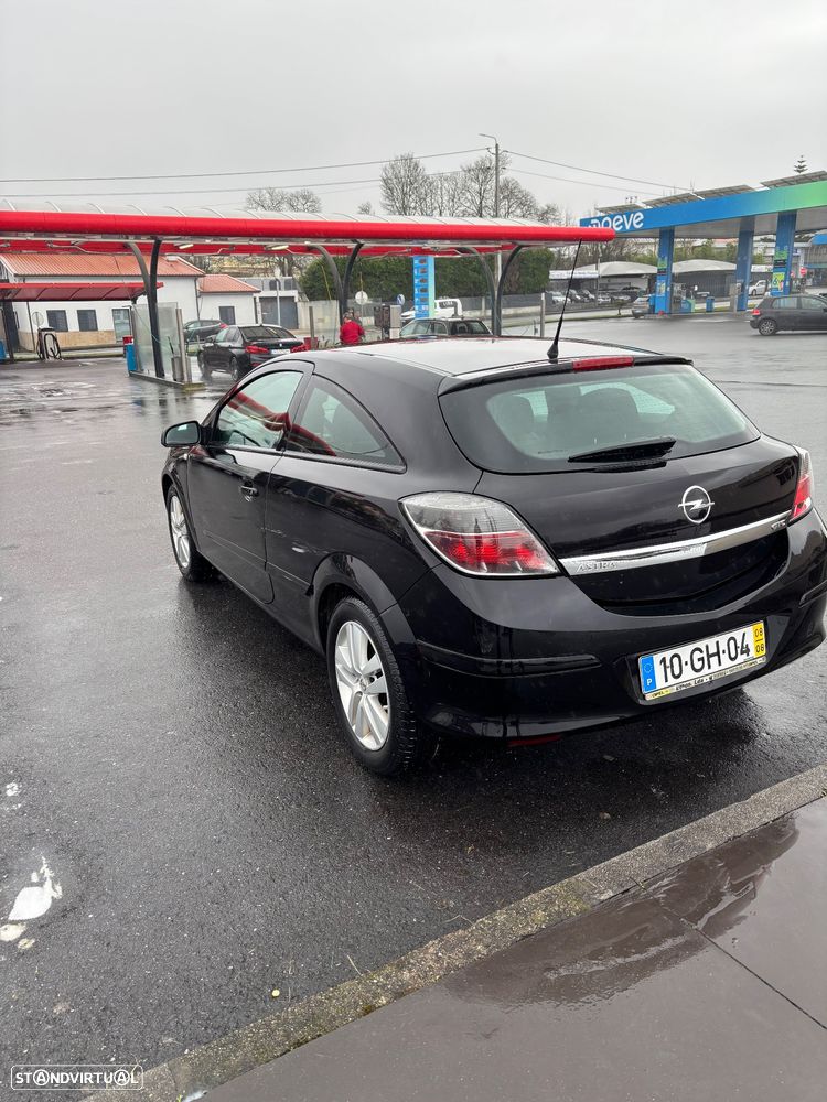 Opel Astra GTC 1.3 CDTI - 4
