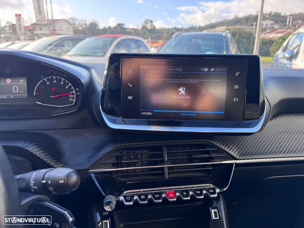 Peugeot 2008 1.2 PureTech Active EAT8 - 15