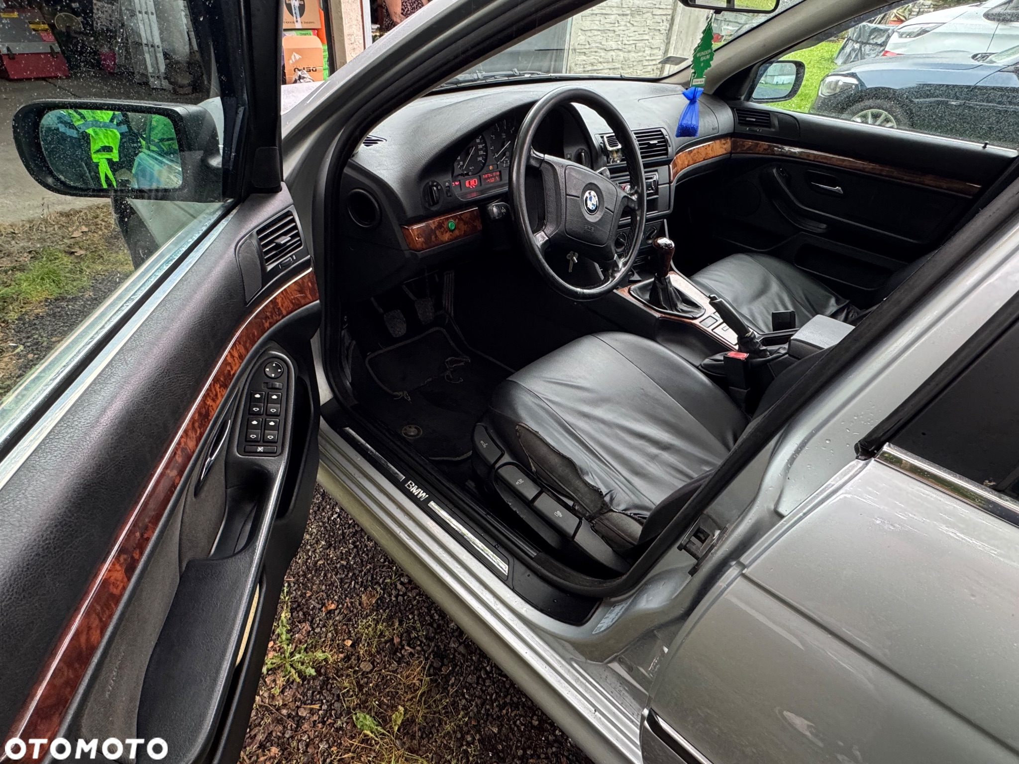 BMW Seria 5 520i - 7