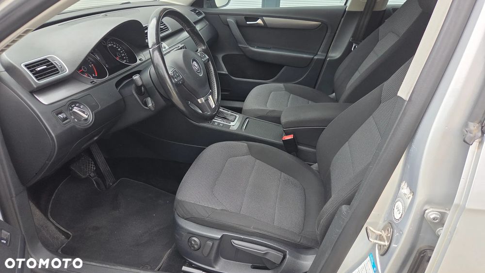 Volkswagen Passat Variant 2.0 TDI Comfortline DSG - 14