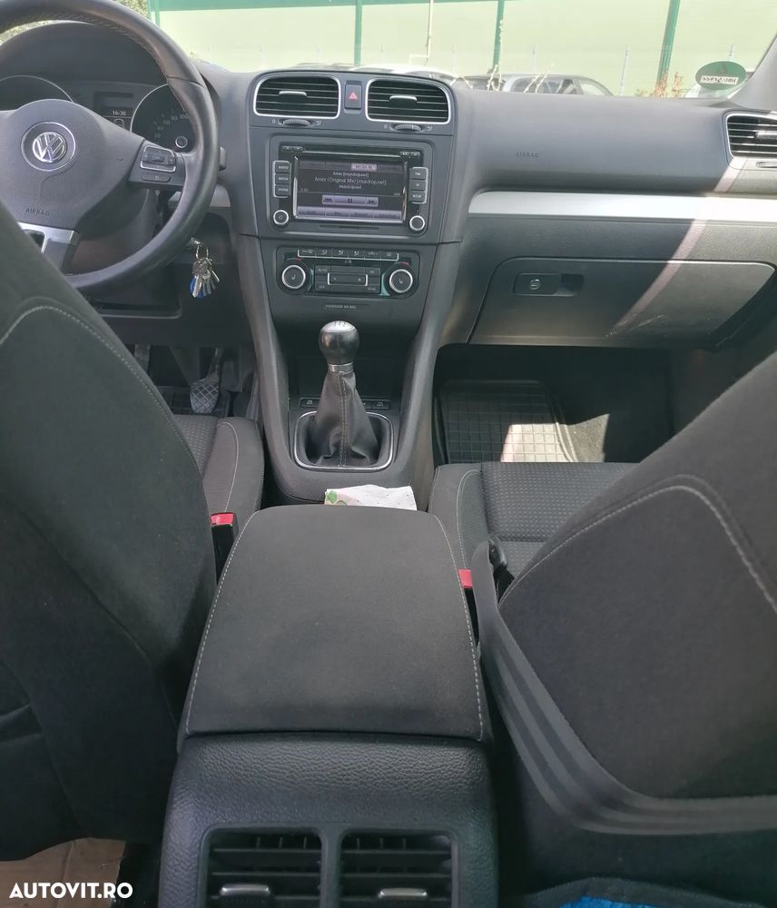 Volkswagen Golf 2.0 TDI DPF BlueMotion Technology Team - 6