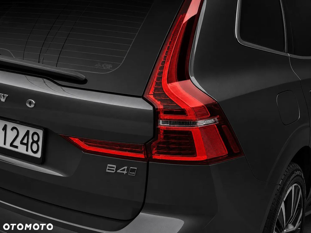 Volvo XC 60 B4 D AWD Ultimate Bright - 26