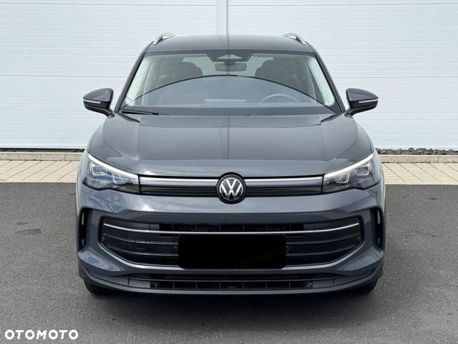 Volkswagen Tiguan - 3