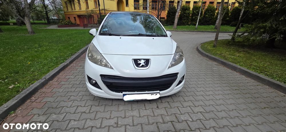 Peugeot 207 - 12