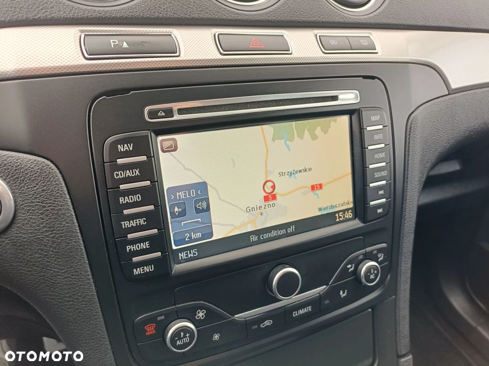 Ford S-Max 2.0 TDCi DPF Titanium - 13