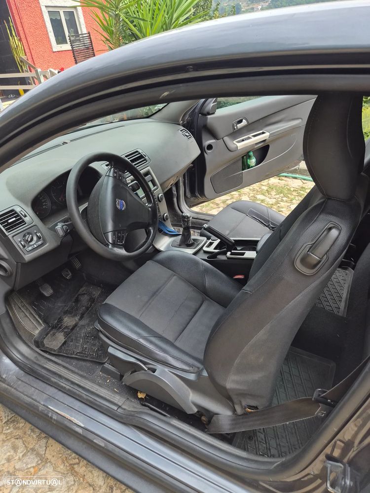 Volvo C30 2.0 D Nível 3 - 8