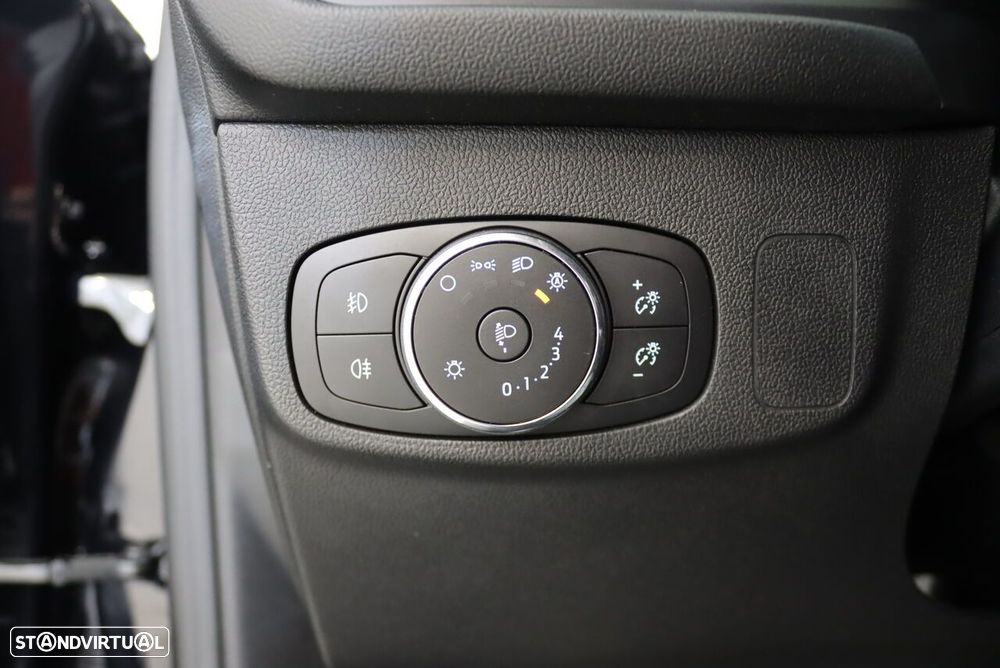 Ford Focus 1.0 EcoBoost MHEV ST-Line - 17