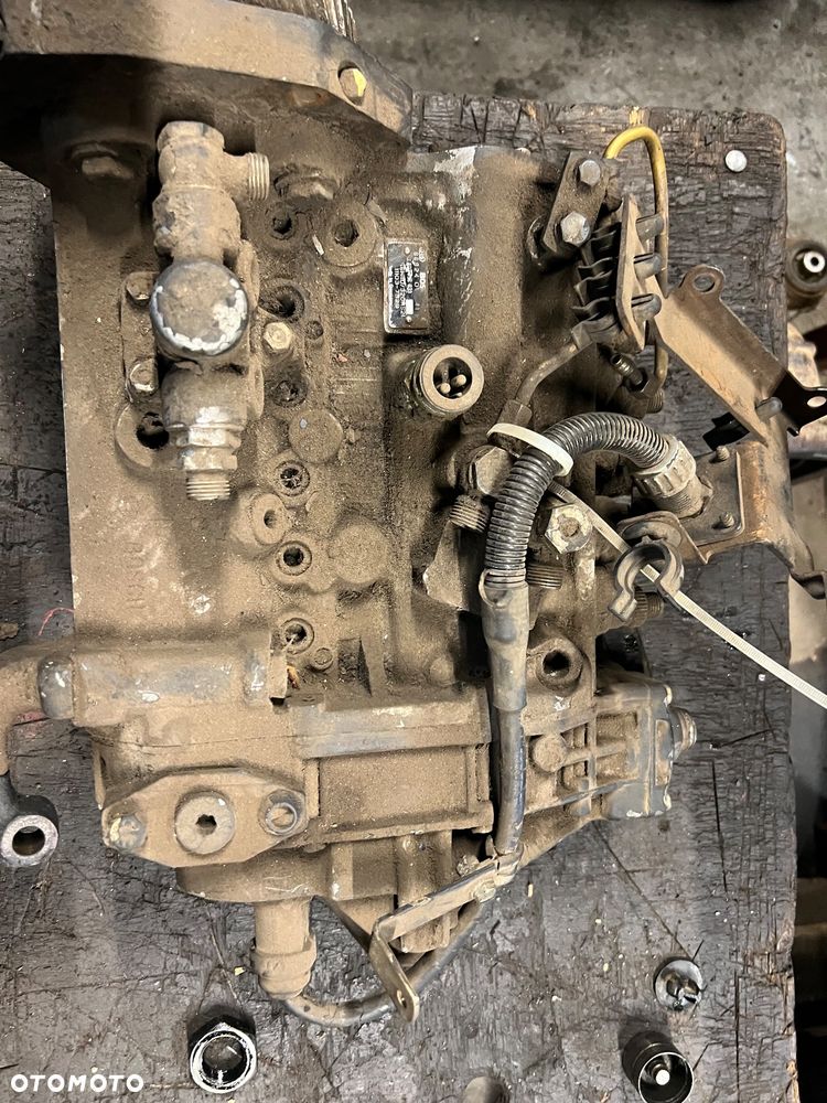 Pompa wtryskowa man l2000 - 1