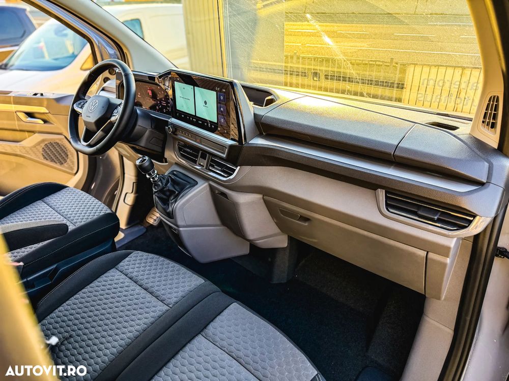 Volkswagen Caravelle - 15