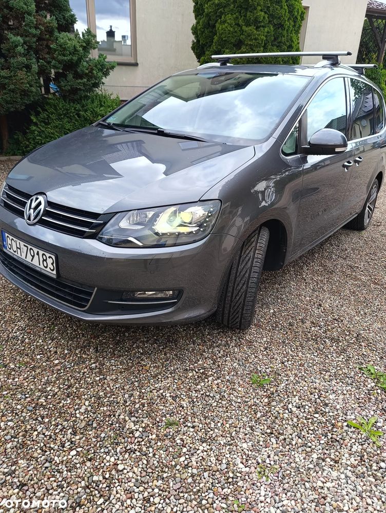 Volkswagen Sharan 2.0 TDI Highline DSG - 2