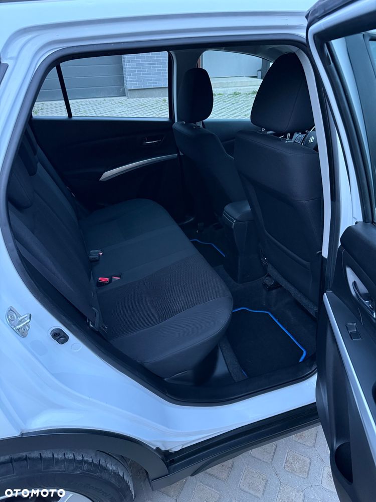 Suzuki SX4 S-Cross 1.0 T Comfort - 25