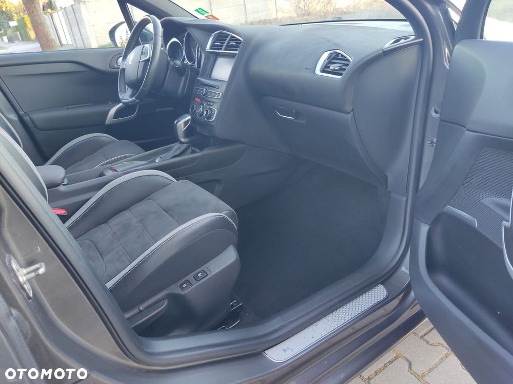 DS Automobiles DS 4 - 19