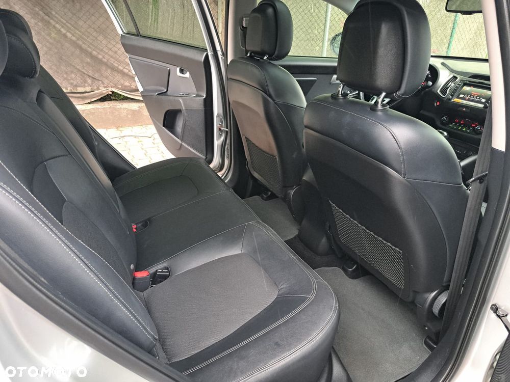 Kia Sportage 2.0 CVVT 4WD Automatik Fifa World Cup Ediition - 12