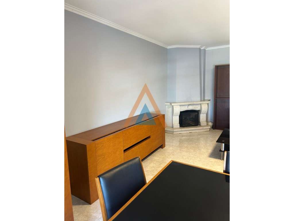 Excelente Apartamento T3 no centro de Oliveira de Azemeis . - Grande imagem: 3/21