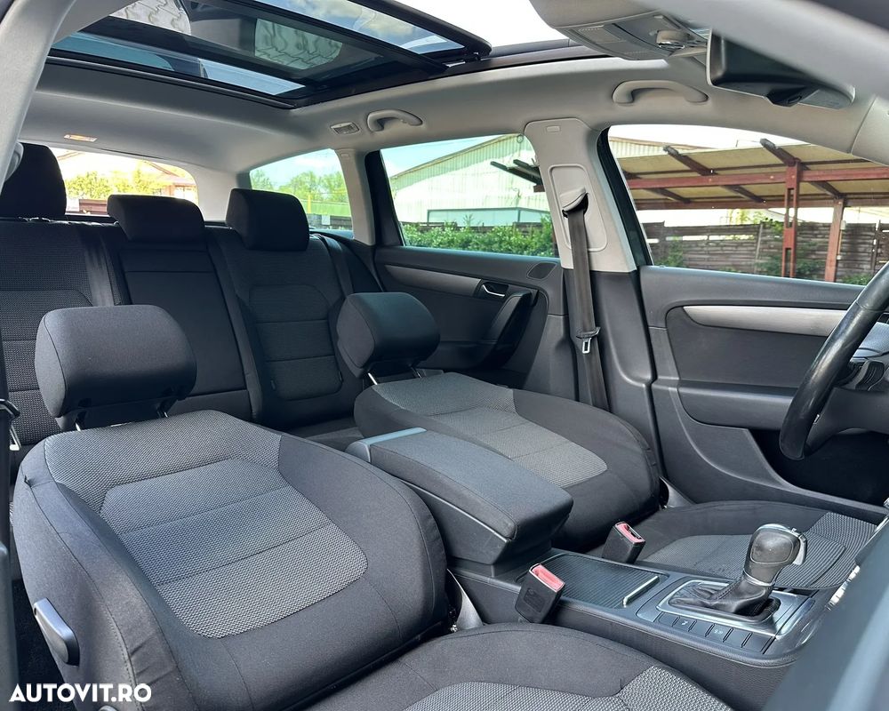 Volkswagen Passat - 11