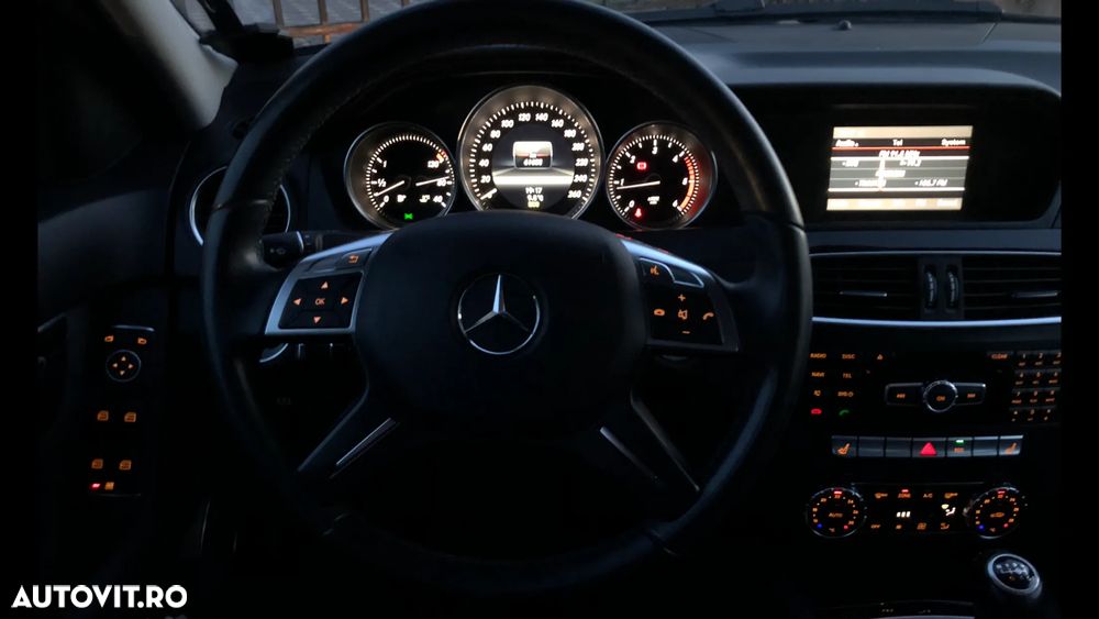 Mercedes-Benz C - 5