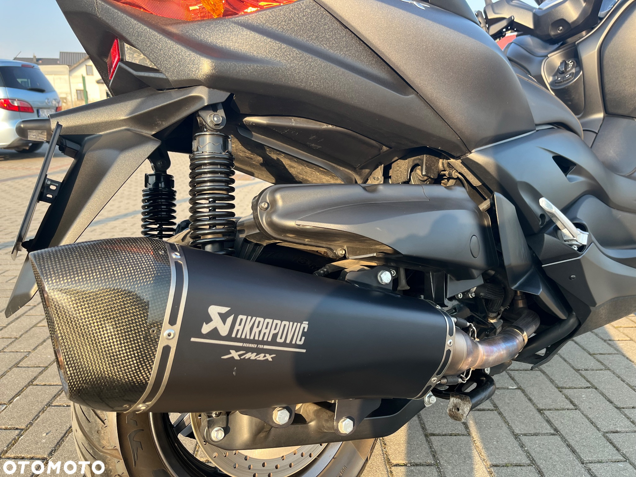 Yamaha X-max - 9
