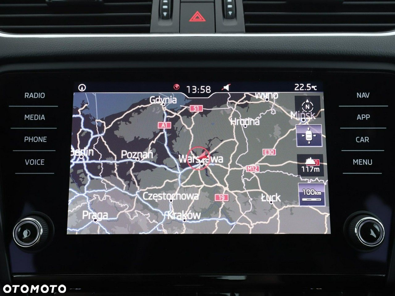 Skoda Octavia 1.6 TDI Ambition DSG - 24
