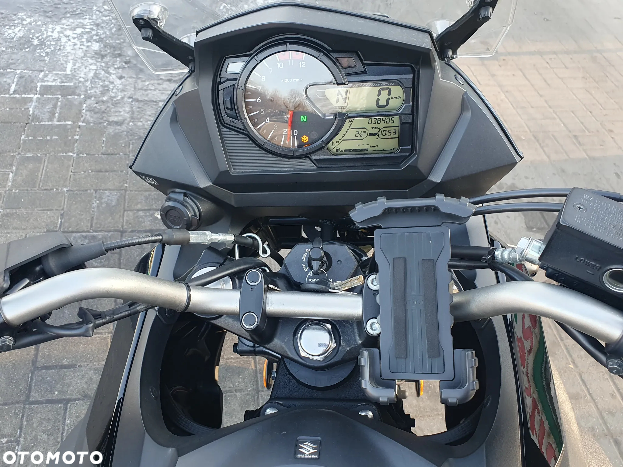 Suzuki V-STROM - 28