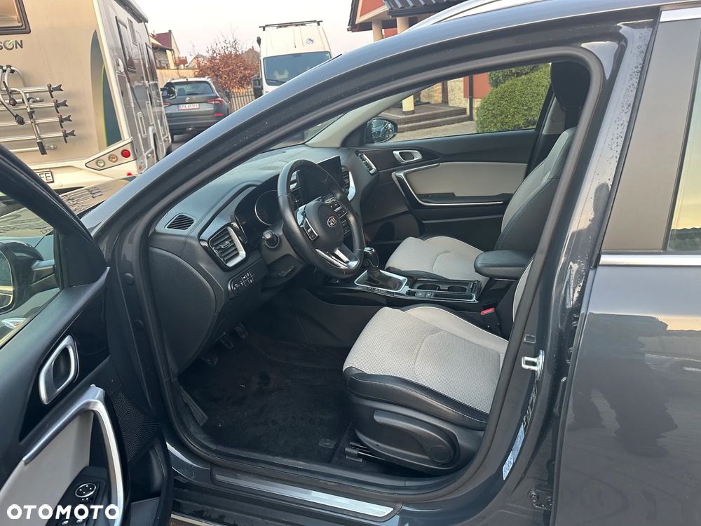 Kia XCeed - 7