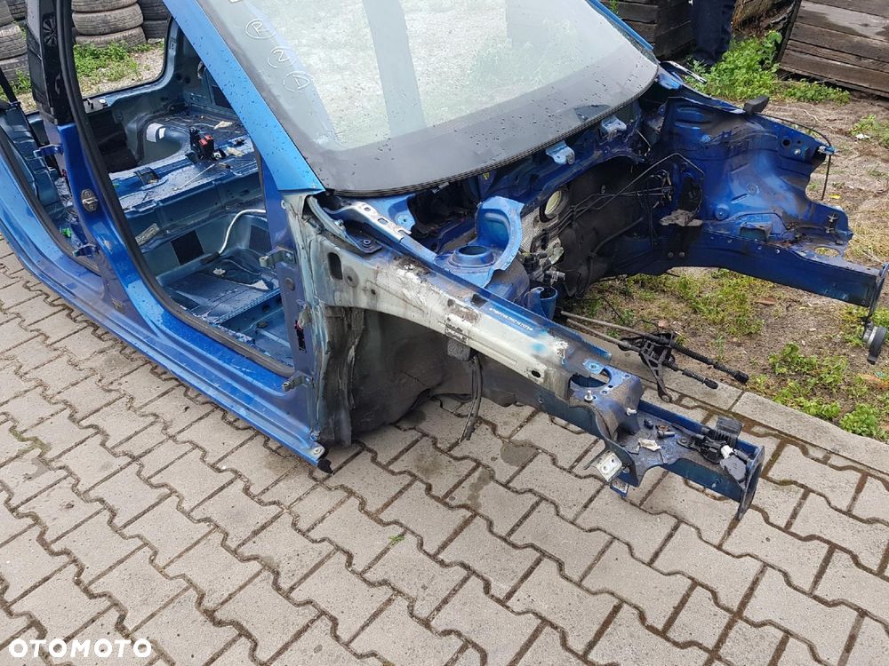 SKODA FABIA 3 III 6V 14-20r PODŁUŻNICA ĆWIARTKA PRAWA PRZÓD LF5W - 1