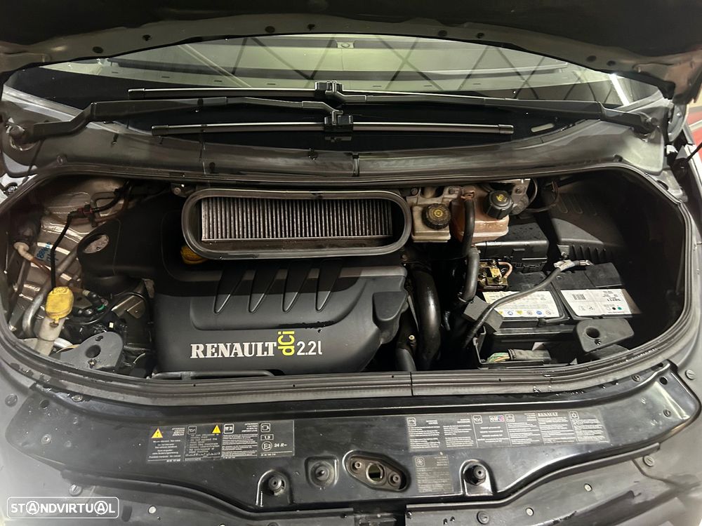 Renault Espace 2.2 dCi Initiale 6L Pro - 27