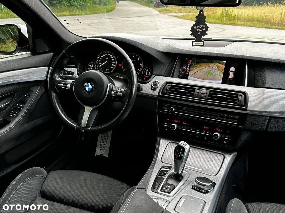 BMW Seria 5 520d xDrive - 9