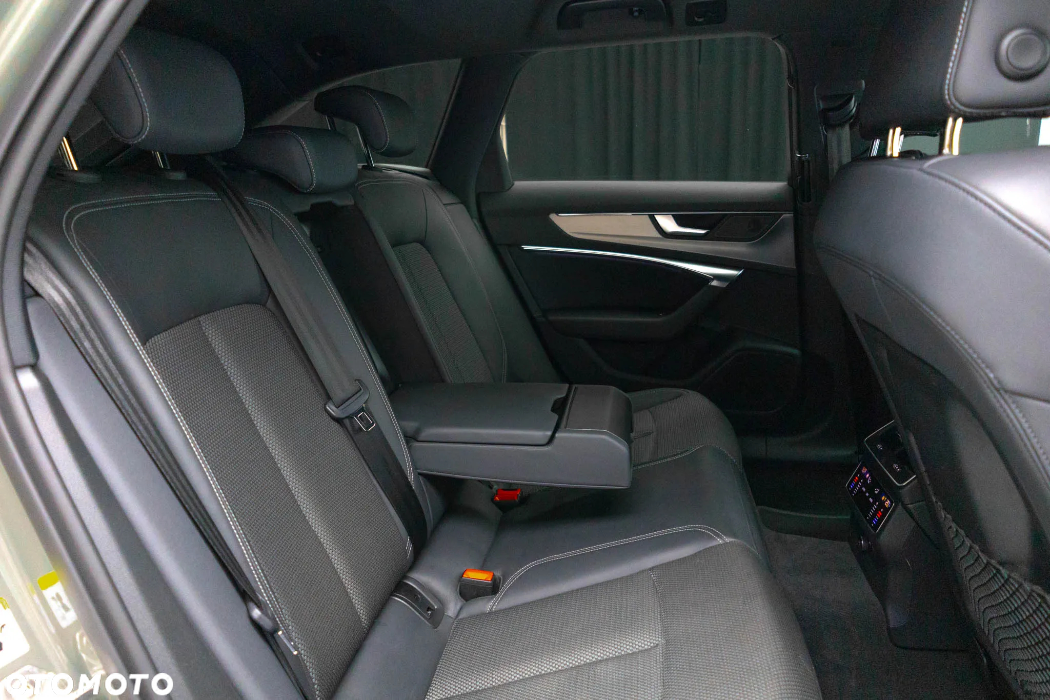Audi A6 Avant TDI quattro S tronic - 26