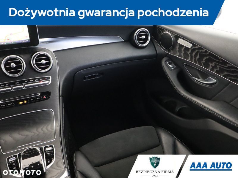 Mercedes-Benz GLC - 9