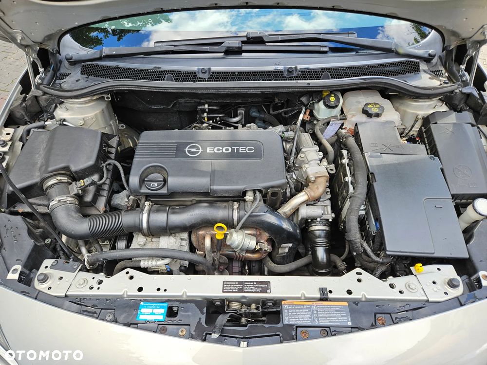 Opel Astra IV 1.7 CDTI Cosmo - 13