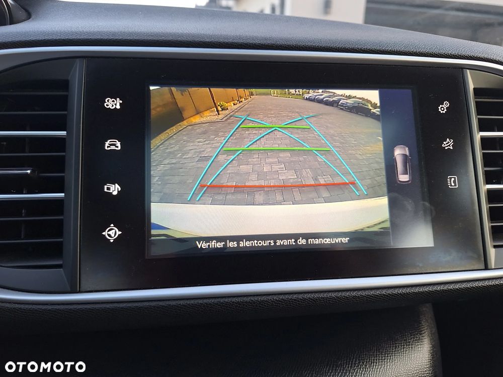 Peugeot 308 SW BlueHDi 150 Stop & Start Allure - 8
