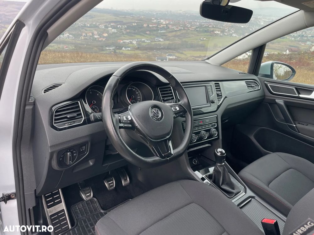 Volkswagen Golf Sportsvan - 10