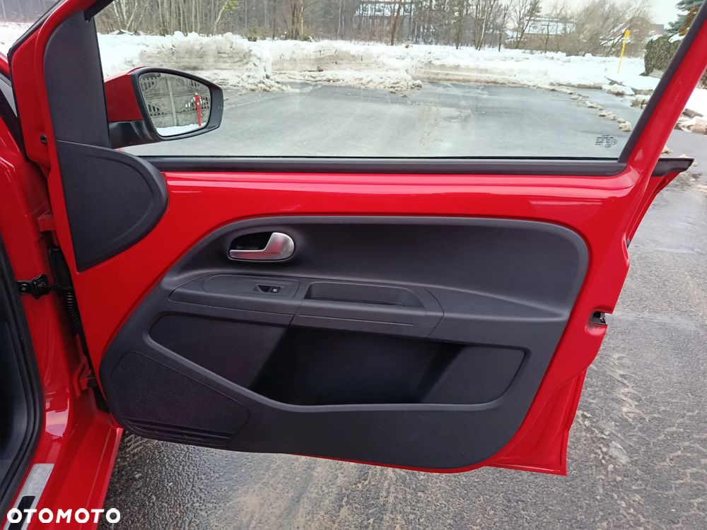 Volkswagen up! join - 15