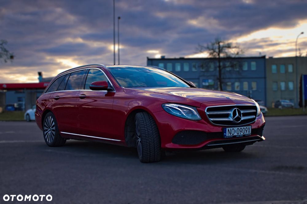 Mercedes-Benz Klasa E 220 d 4-Matic 9G-TRONIC - 1