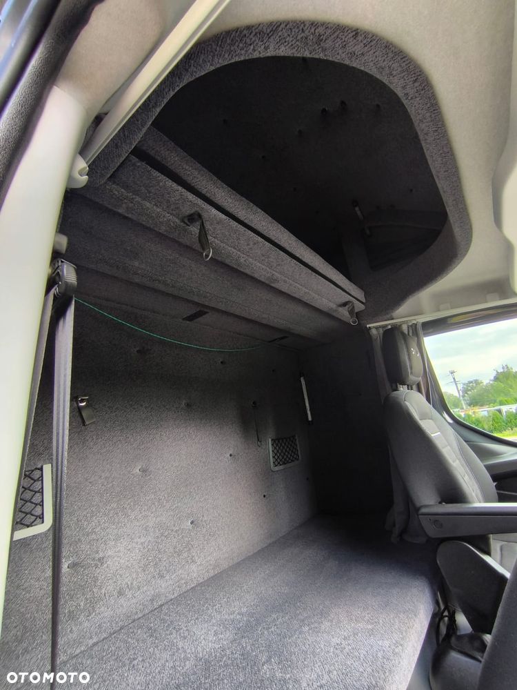 Iveco Daily 70C18 Wejkama 2 Łóżka, WINDA!, 15 Palet, 2x Firana + Zsuwany Dach! Sypialnia - 22