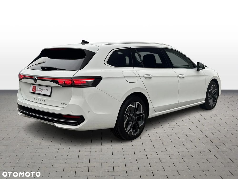 Volkswagen Passat 1.5 TSI EVO Elegance DSG - 5