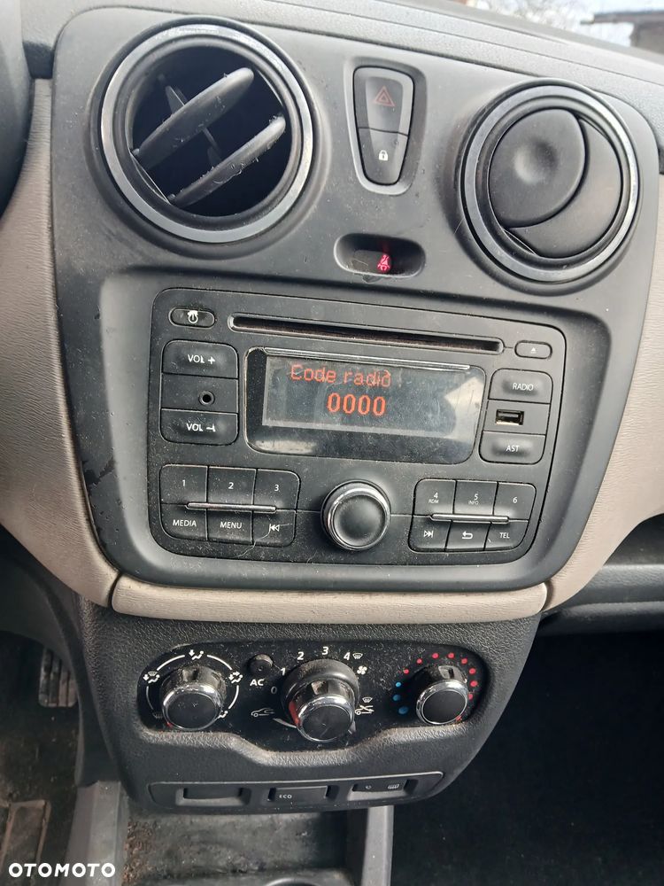 Dacia Lodgy TCe 115 Celebration - 9