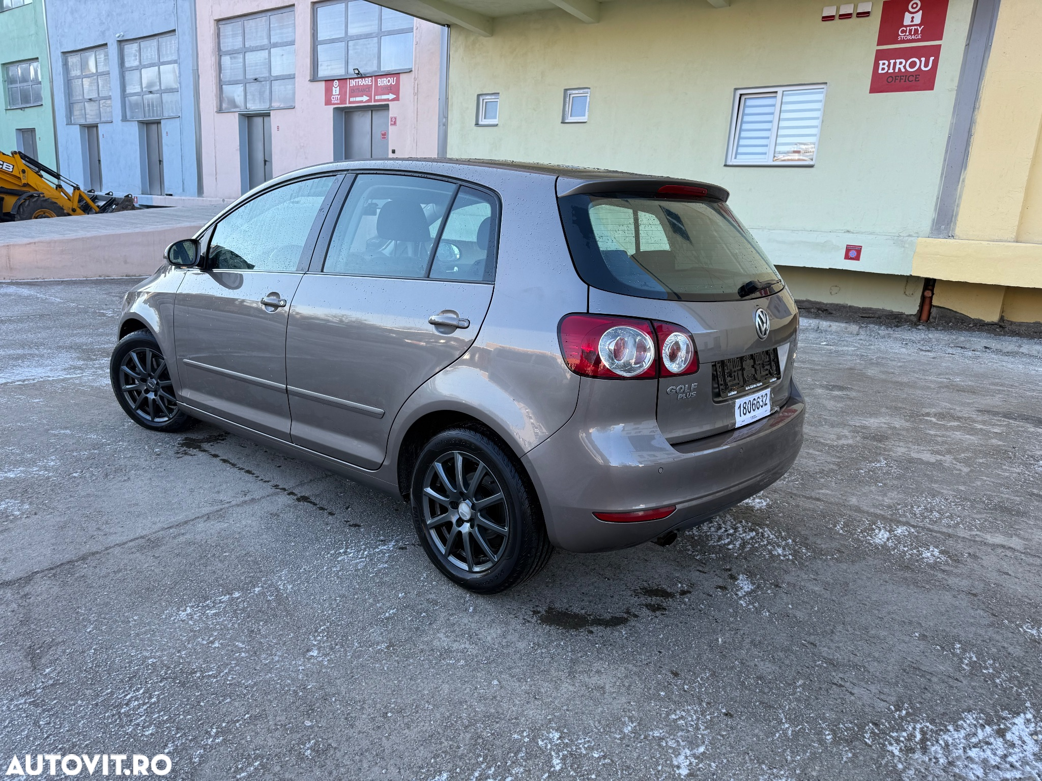 Volkswagen Golf Plus 1.6 TDI DPF BMT Highline DSG - 5