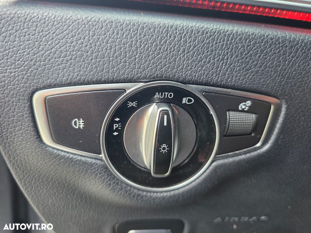 Mercedes-Benz E 220 d 9G-TRONIC Exclusive - 17