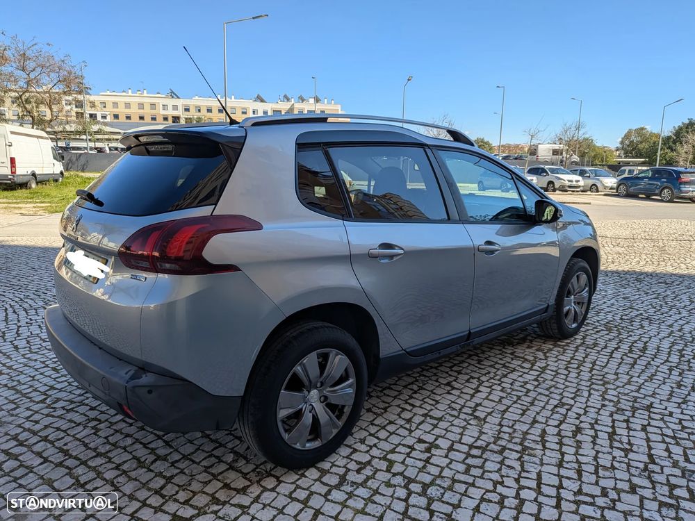 Peugeot 2008 1.2 PureTech Style - 19
