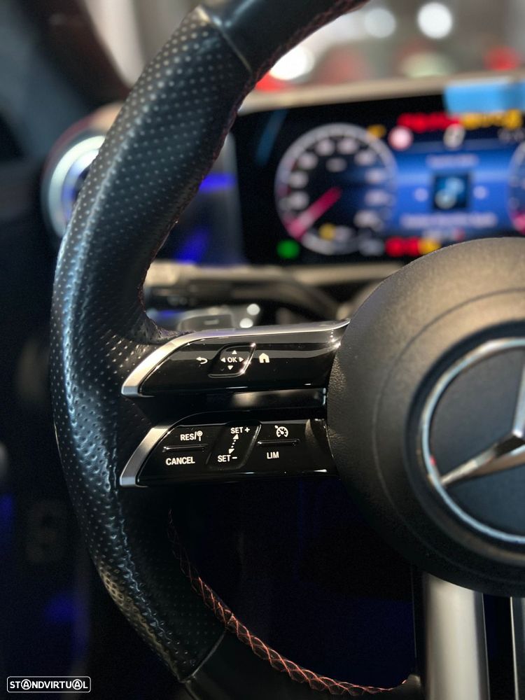 Mercedes-Benz CLA 180 d Shooting Brake AMG Line Aut. - 19