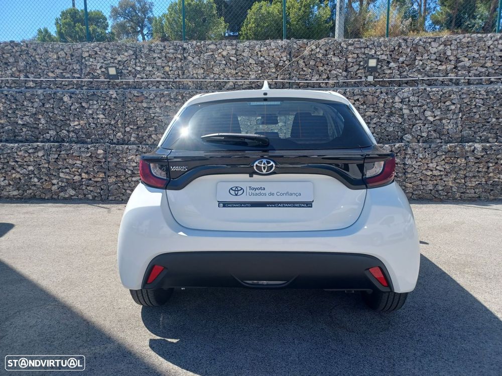 Toyota Yaris 1.0 VVT-i Comfort Plus - 4