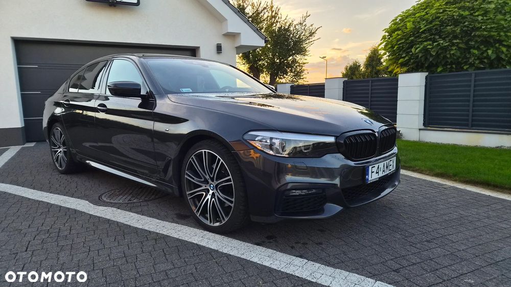 BMW Seria 5 520d xDrive - 1