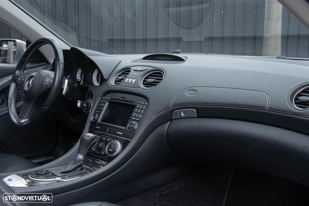 Mercedes-Benz SL 350 7G-TRONIC - 23
