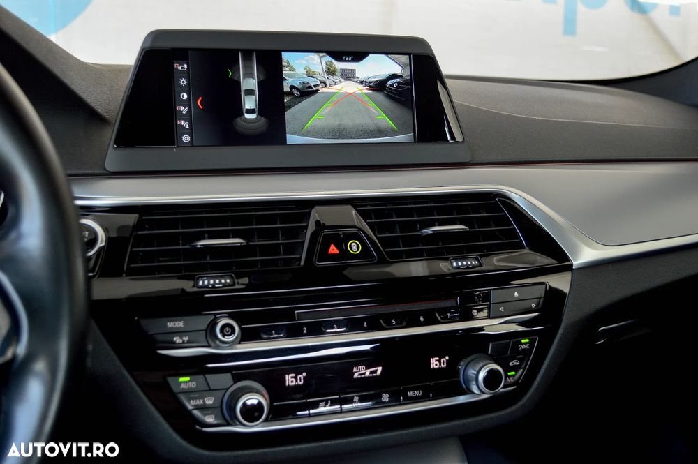 BMW Seria 5 520d AT - 8