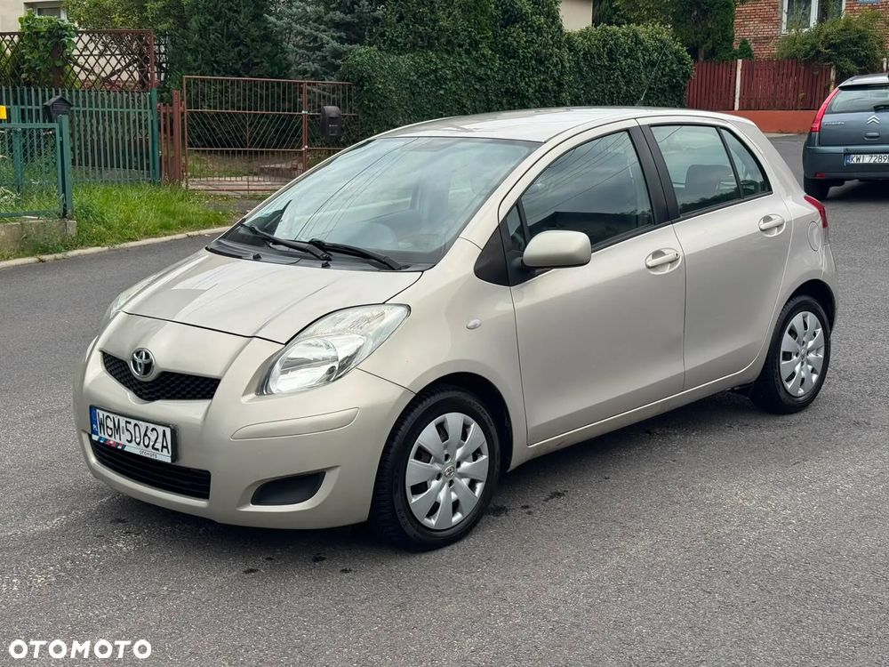 Toyota Yaris - 3