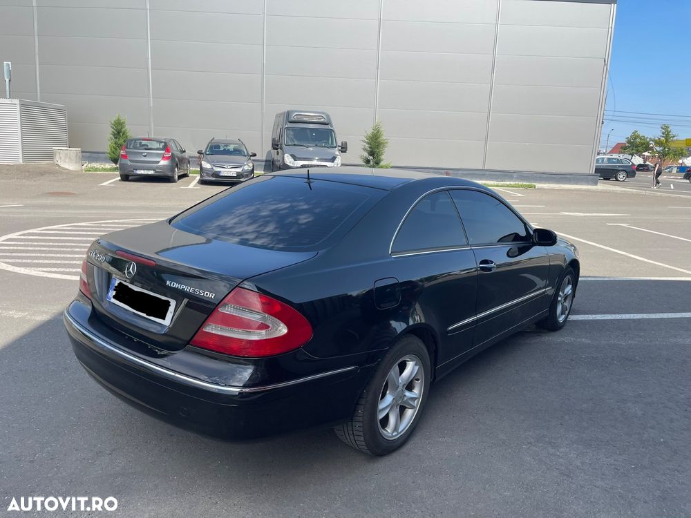 Mercedes-Benz CLK - 9