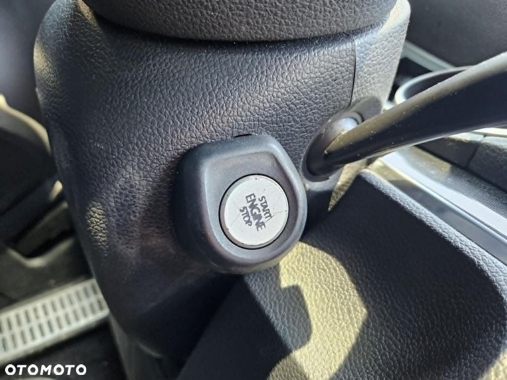 Volkswagen Golf 2.0 TDI DPF DSG GTD - 13