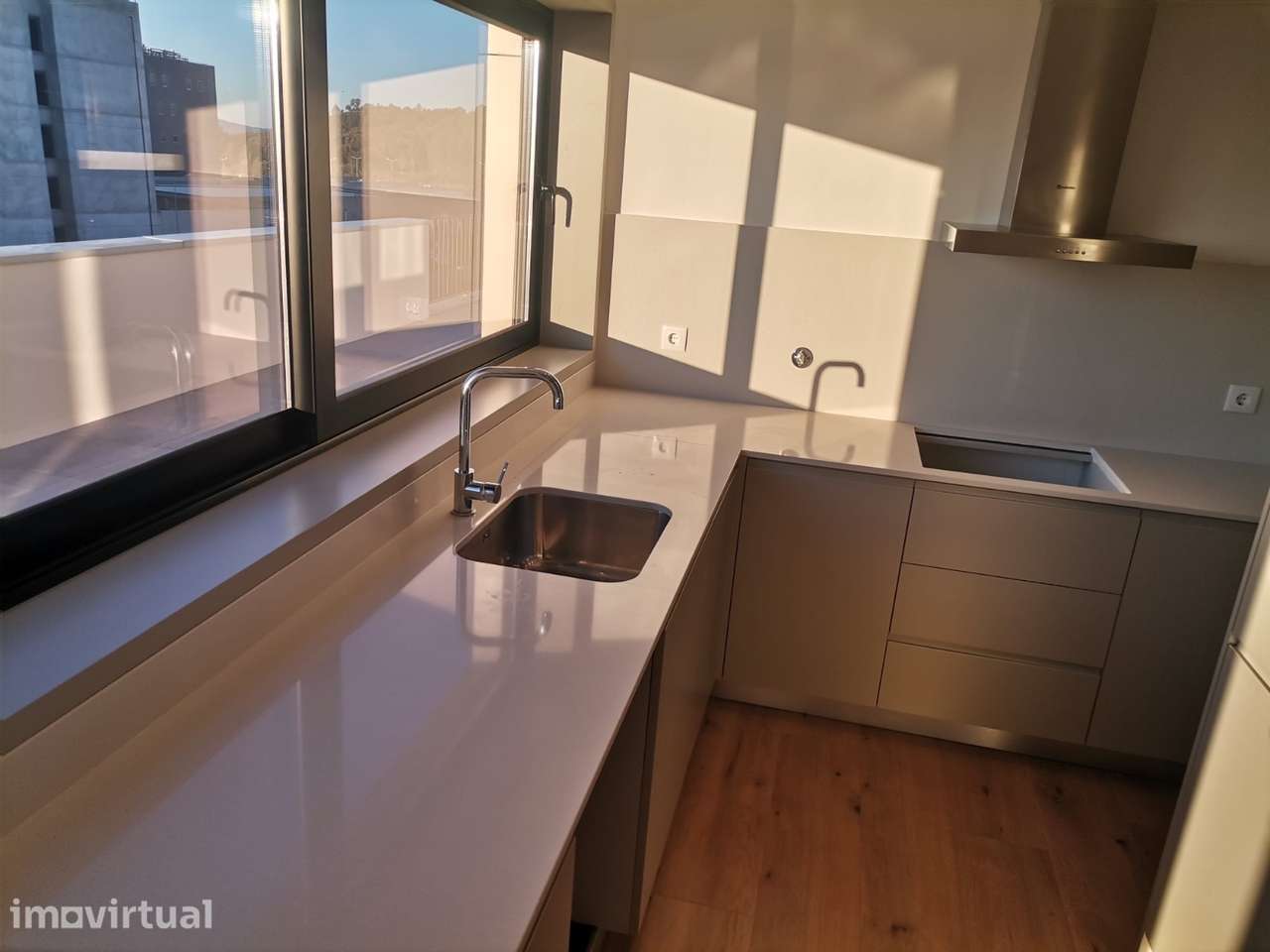 Apartamento T3 em Empreendimento - Gualtar - Grande imagem: 3/24