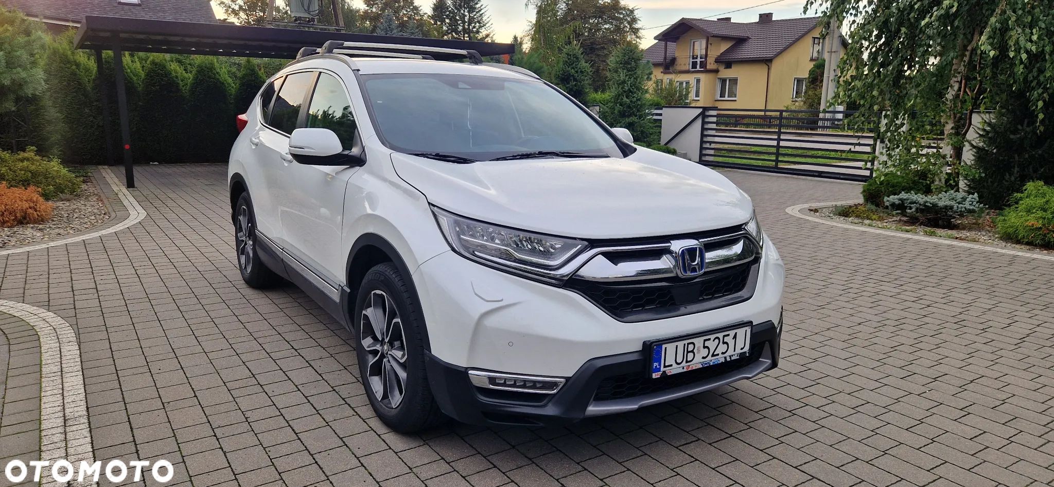 Honda CR-V - 1